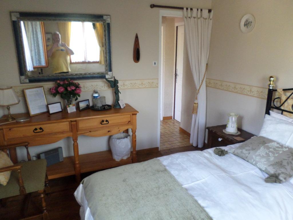 La Chevallerie B&B Isigny-le-Buat Luaran gambar