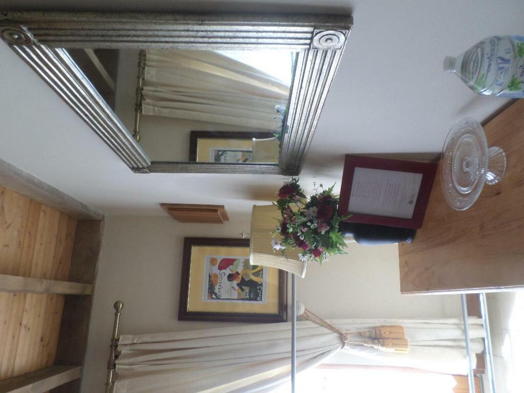 La Chevallerie B&B Isigny-le-Buat Luaran gambar
